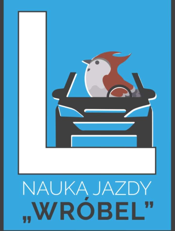 Logo Nauka Jazdy Wróbel — wróbel za kierownicą samochodu z tablicą L